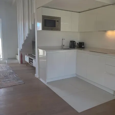 Magenta Mama - Comfort & Charm In Carre D'or - Near Apartment *