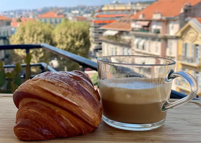 Magenta Mama - Comfort & Charm In Carre D'or - Near Νίκαια